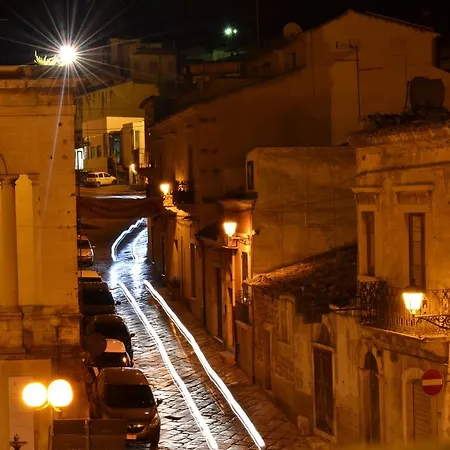 Adriana Bed & Breakfast Comiso